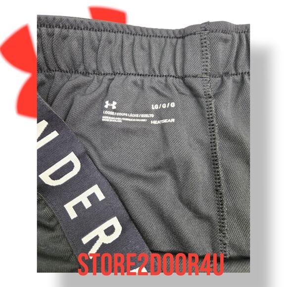 Under Armour Women's LARGE UA Play Up Shorts 3.0 Black Pockets - Picture 8 of 9